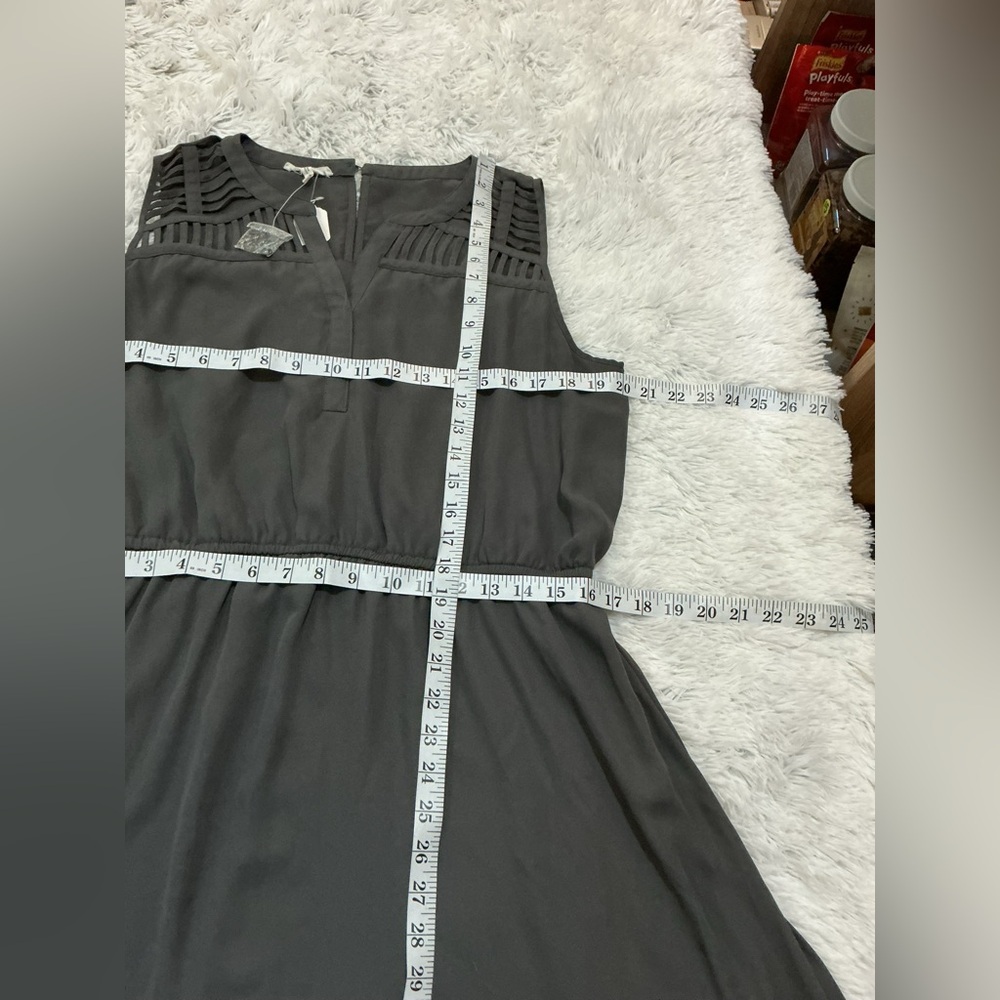 Maurice’s Lattice Shoulder V-Neck Dress – Gray – Size XL – NEW - Picture 4 of 15